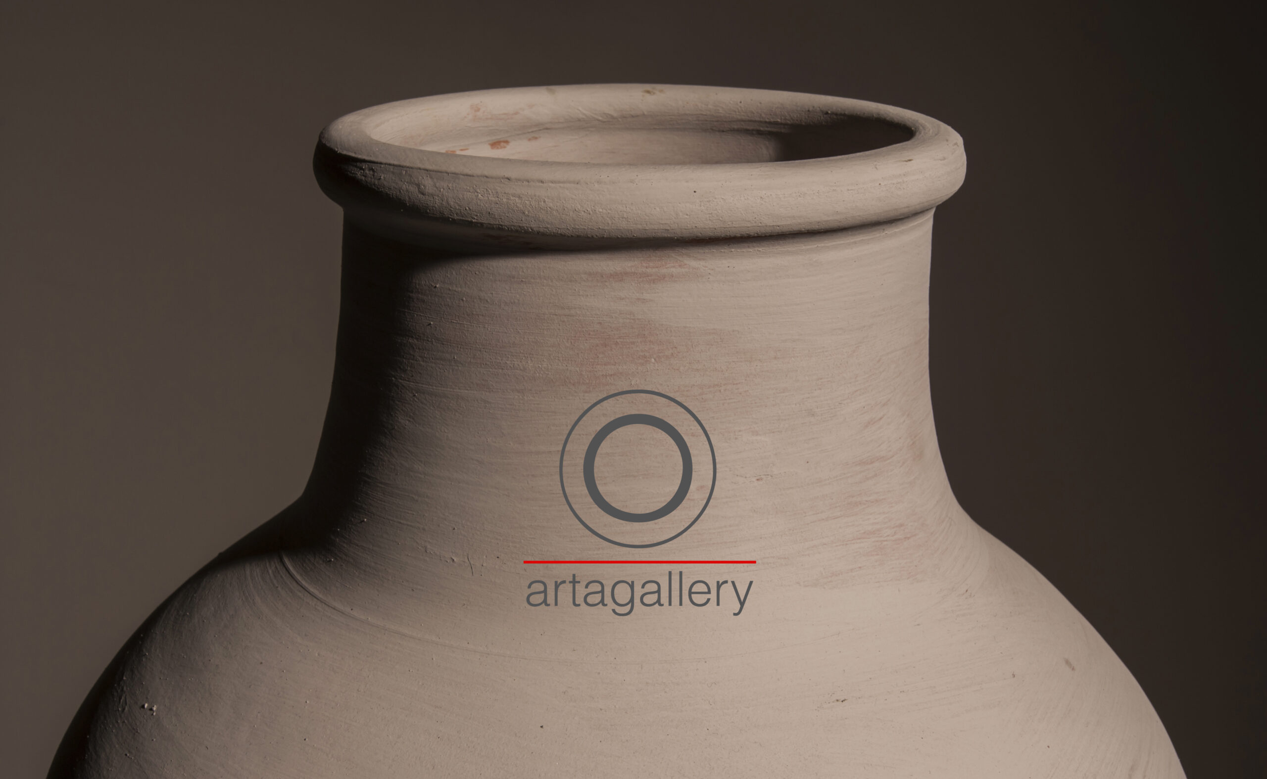 Custom Shopify website homepage for ARTA Gallery, designed for online art sales and collection browsing
